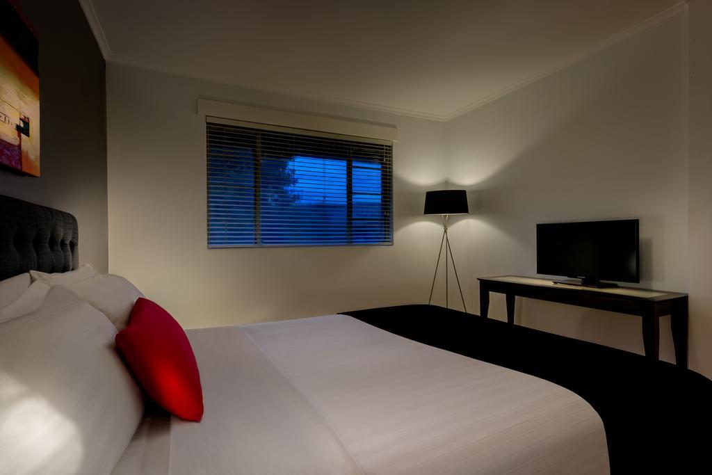 Crest On Barkly Hotel Melbourne Exterior photo
